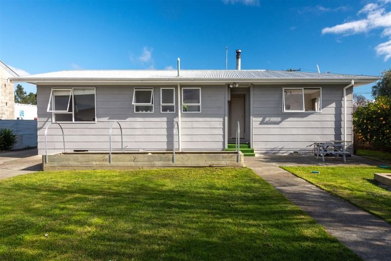 Photo of property in 1 Wilson Street, Seddon, 7210
