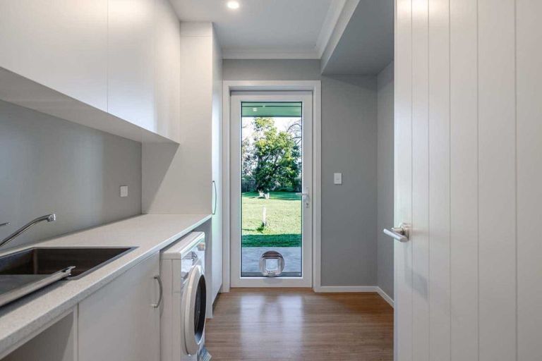Photo of property in 8 Garrick Lane, Kelvin Grove, Palmerston North, 4470