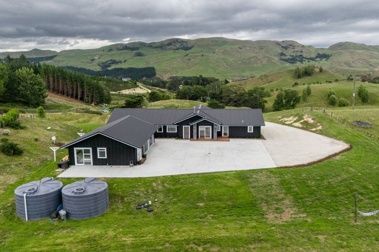 Photo of property in 967 Kahuranaki Road, Kahuranaki, Havelock North, 4295