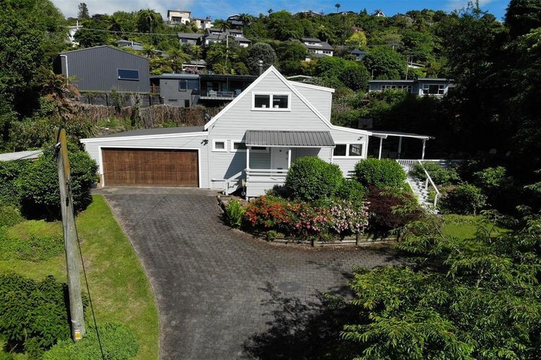 Photo of property in 6 Calder Road, Lake Okareka, Rotorua, 3076