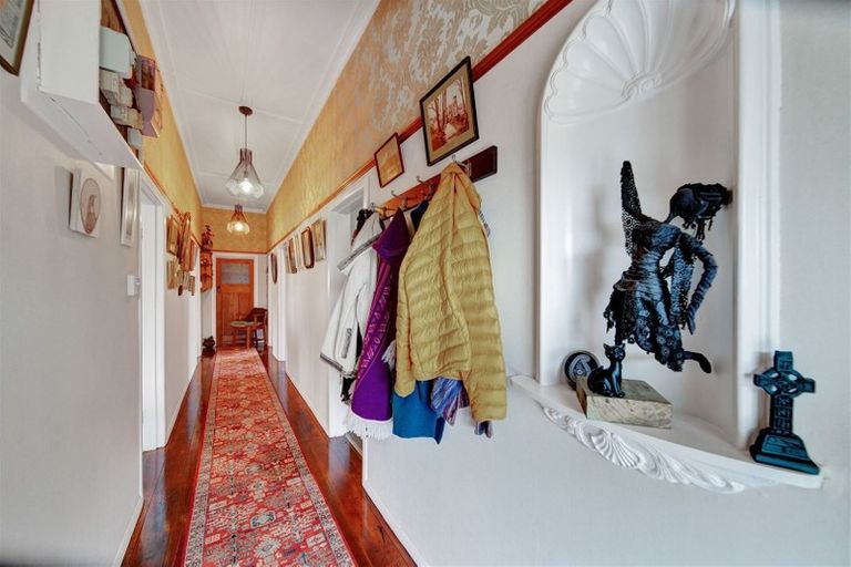 Photo of property in 20 Douglas Street, Hawera, 4610