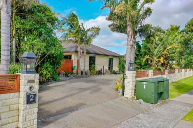 Photo of property in 2 Ohuirehe Road, Coastlands, Whakatane, 3120