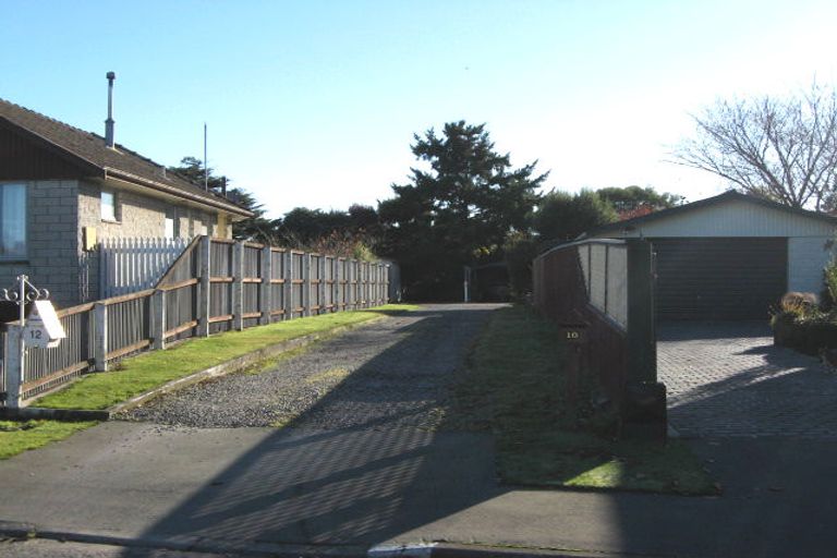 Photo of property in 10 Lomax Place, Islington, Christchurch, 8042