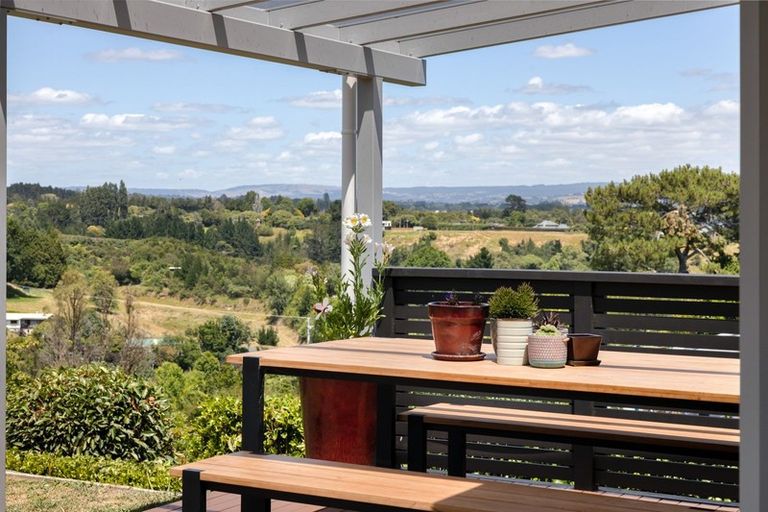 Photo of property in 31 Damien Place, Ohauiti, Tauranga, 3112