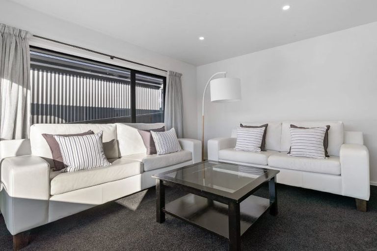 Photo of property in 13 Howden Drive, Jacks Point, 9371