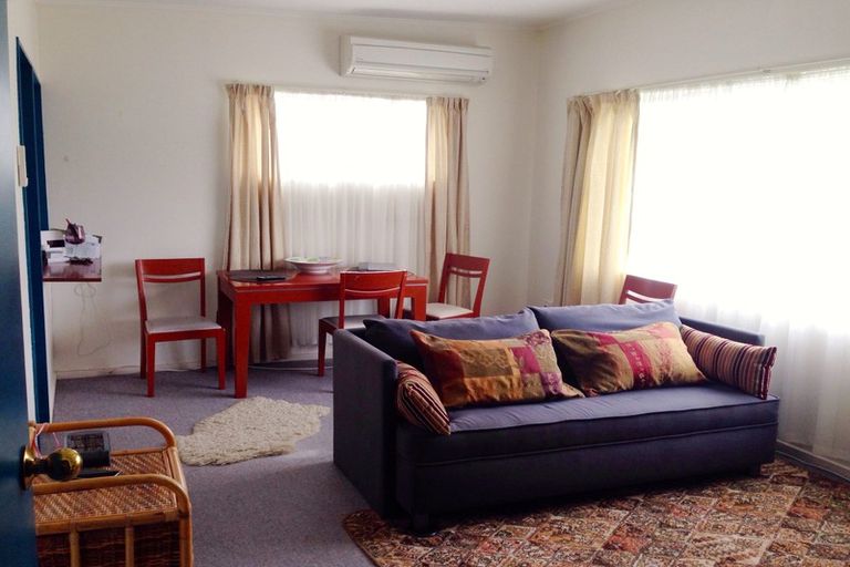 Photo of property in 164a Raroa Road, Aro Valley, Wellington, 6012