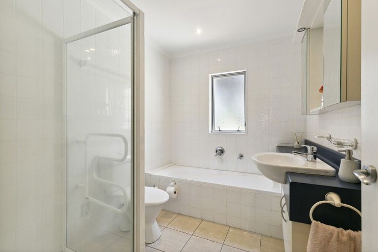 Photo of property in Marrakech Cafe, 41/305 Evans Bay Parade, Hataitai, Wellington, 6021