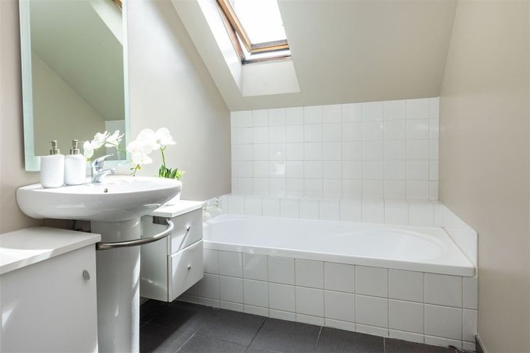 Photo of property in 1/9 Cherry Place, Casebrook, Christchurch, 8051