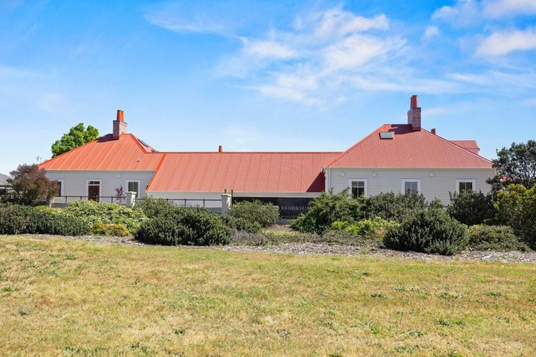 Photo of property in 3 Waitikiri Drive, Parklands, Christchurch, 8083