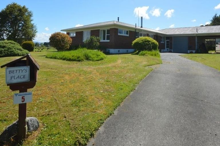 Photo of property in 5 Oioi Street, Owhango, 3990