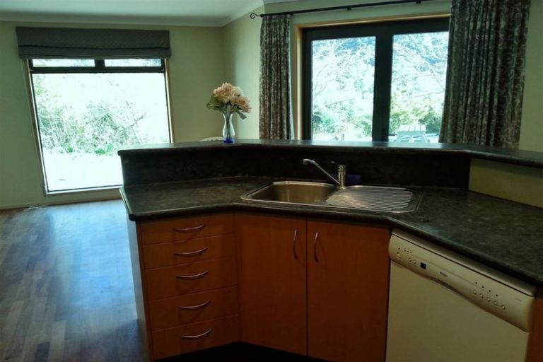 Photo of property in 158 Wakamarina Road, Canvastown, Havelock, 7178