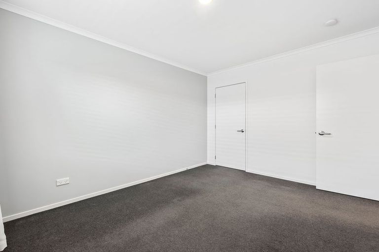 Photo of property in 30 Taiore Crescent, Marshland, Christchurch, 8083