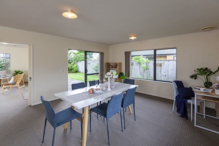 Photo of property in 4b Georgia Grove, Paraparaumu, 5032