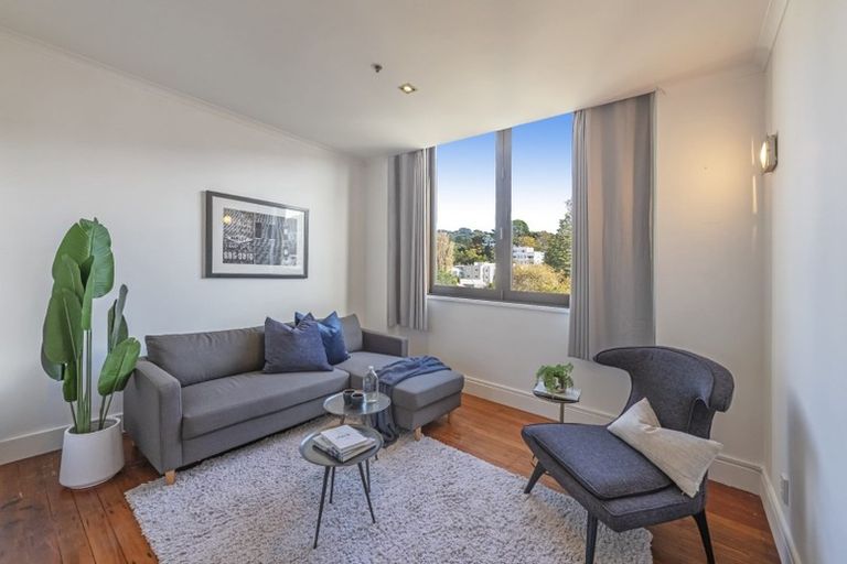 Photo of property in Augusta Apartments, 24/254 Willis Street, Te Aro, Wellington, 6011