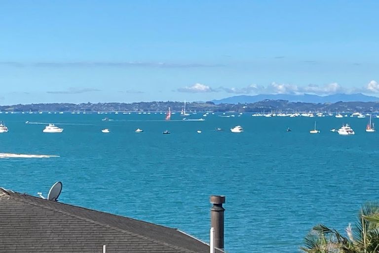 Photo of property in 161 Mellons Bay Road, Mellons Bay, Auckland, 2014