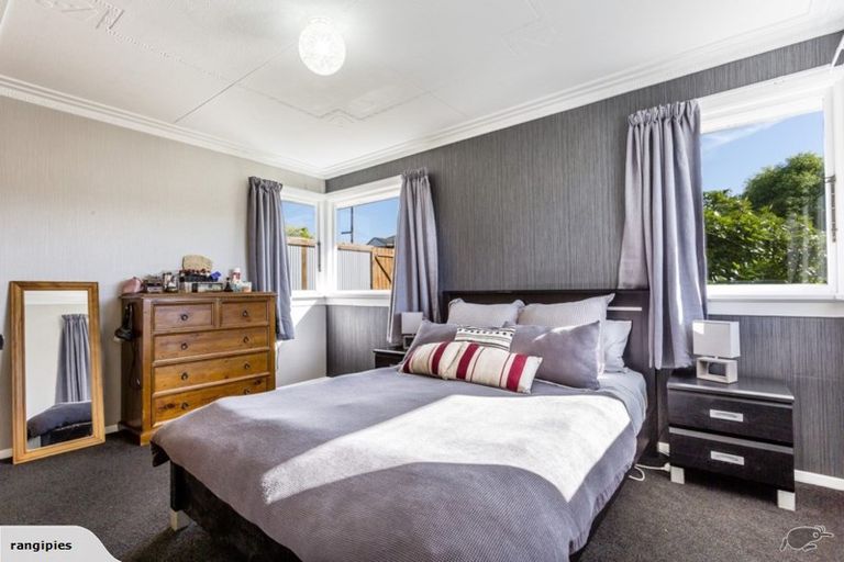 Photo of property in 1 Glendevon Place, Vauxhall, Dunedin, 9013