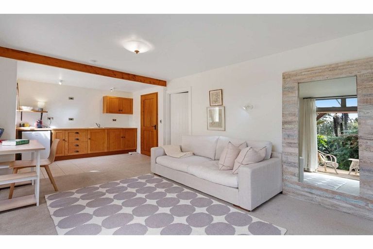 Photo of property in 424 Kerikeri Road, Kerikeri, 0230