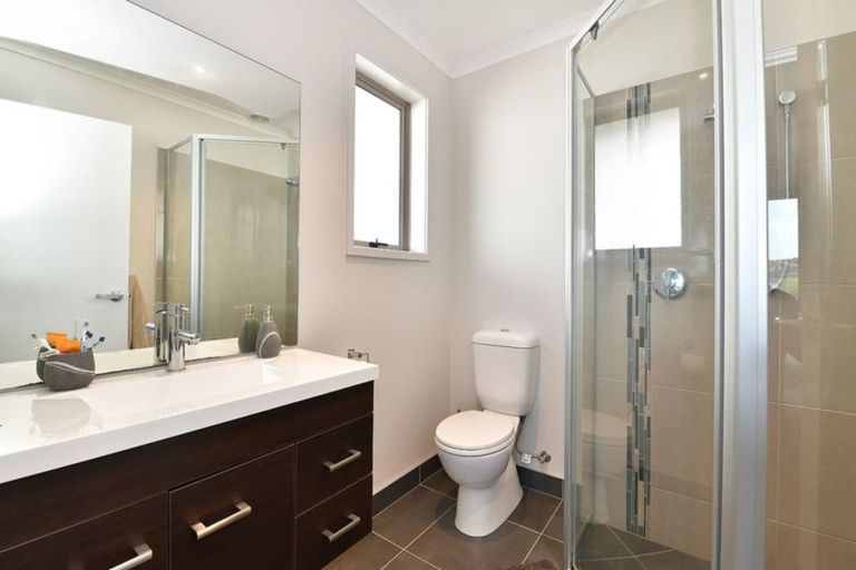Photo of property in 8 Resolution Drive, Gulf Harbour, Whangaparaoa, 0930