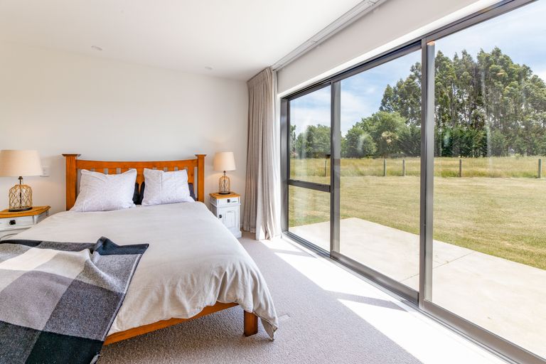 Photo of property in 32 Cridges Road, Darfield, 7510