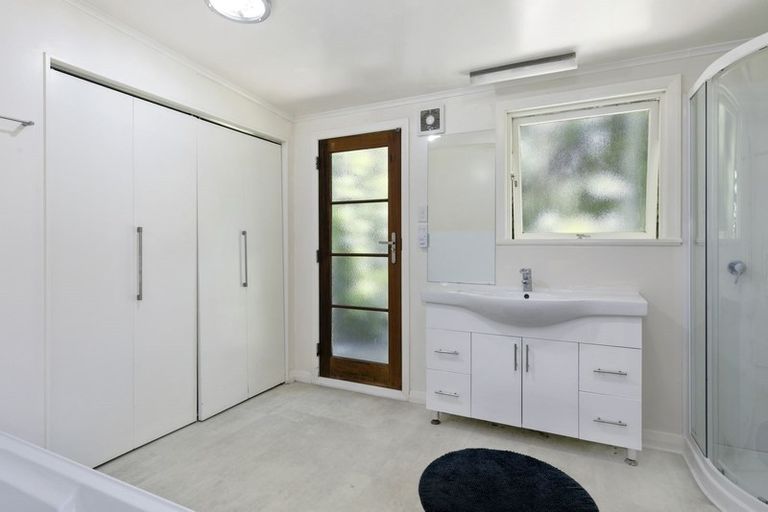 Photo of property in 57 Walter Road, Lowry Bay, Lower Hutt, 5013