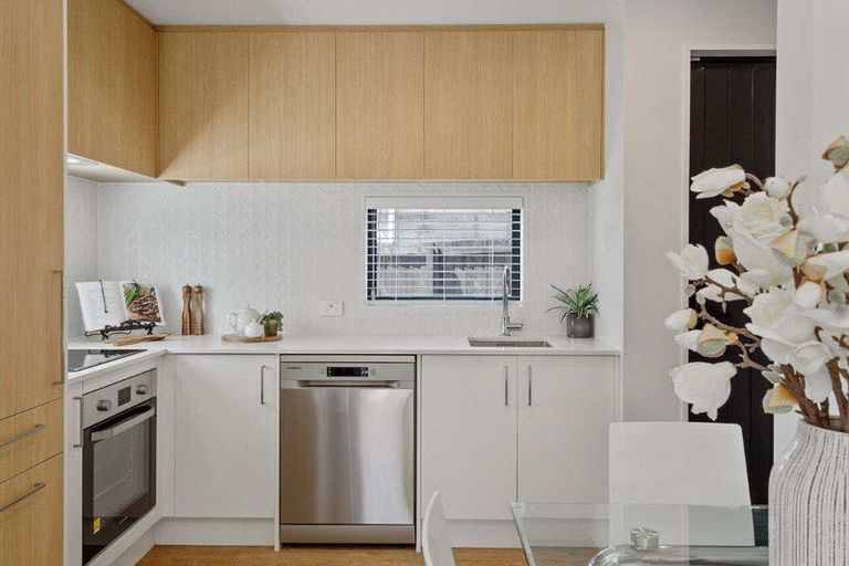 Photo of property in 6/19 Brockworth Place, Riccarton, Christchurch, 8011