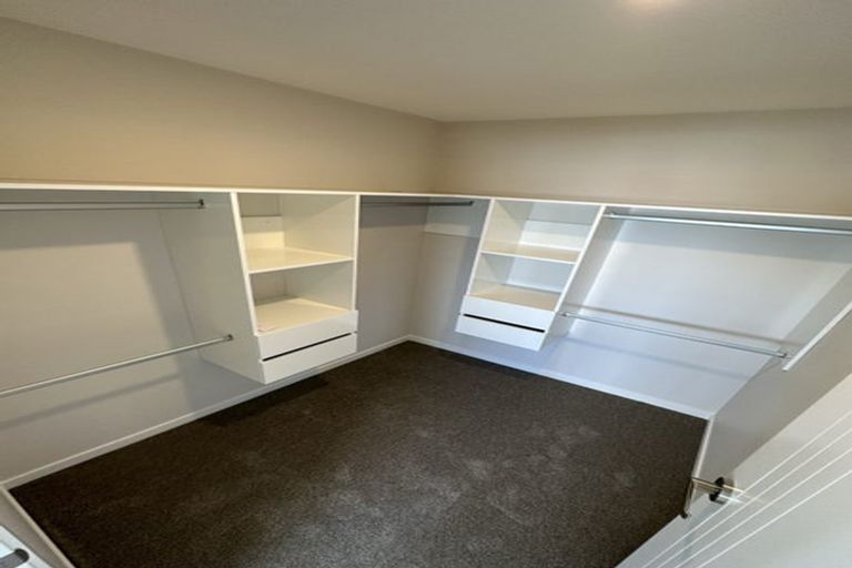 Photo of property in 16 Pohewa Road, Silverdale, 0932