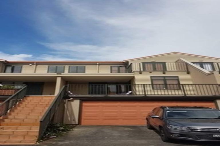 Photo of property in Tuscany Towers, 20/1 Ambrico Place, New Lynn, Auckland, 0600