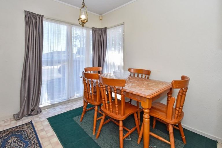 Photo of property in 8 Harrow Place, Manurewa, Auckland, 2102