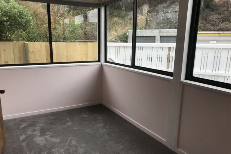 Photo of property in 9 Nayland Street, Clifton, Christchurch, 8081