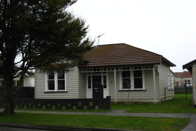 Photo of property in 19 Raymond Street, Georgetown, Invercargill, 9812