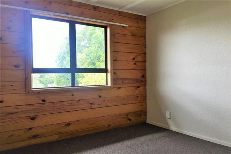 Photo of property in 71 Glenview Road, Glen Eden, Auckland, 0602