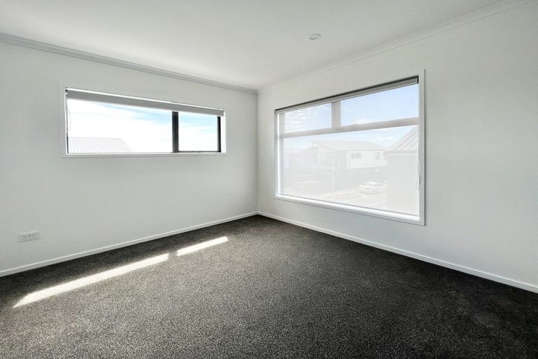 Photo of property in 64 Nugget Avenue, Hobsonville, Auckland, 0616
