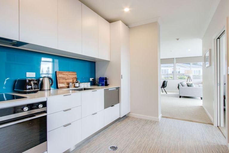 Photo of property in 52/3 Shakespeare Road, Napier South, Napier, 4110