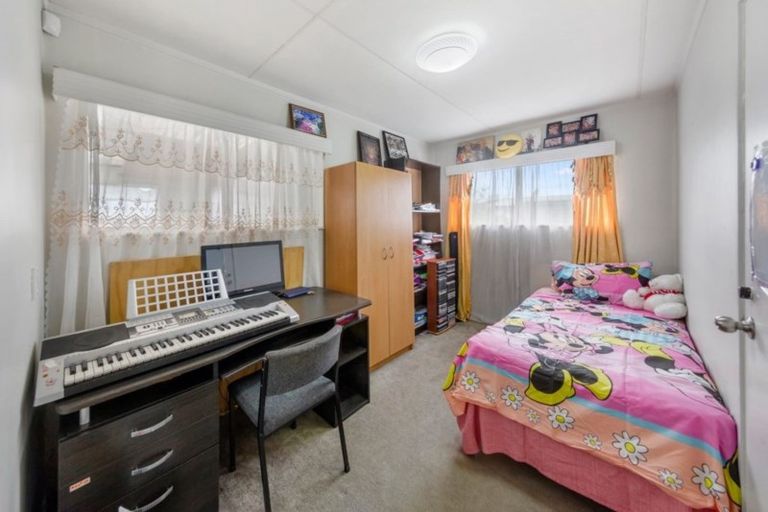 Photo of property in 120 Boundary Road, Clover Park, Auckland, 2019