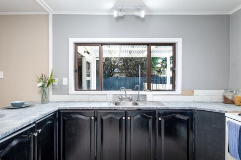 Photo of property in 3 Walsh Street, Mangapapa, Gisborne, 4010