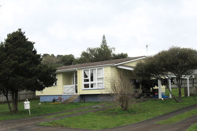 Photo of property in 11 Leilani Place, Red Hill, Papakura, 2110