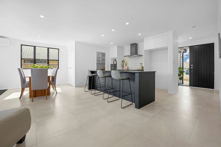 Photo of property in 128 Hitchen Road, Pokeno, 2402