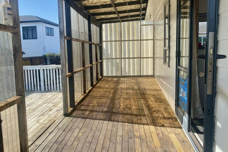 Photo of property in 5 Adel Place, Weymouth, Auckland, 2103