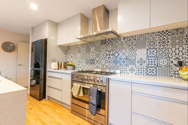 Photo of property in 1330b Papamoa Beach Road, Papamoa Beach, Papamoa, 3118