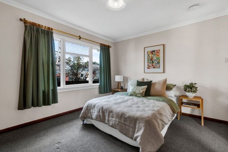 Photo of property in 54 Young Street, New Plymouth, 4310