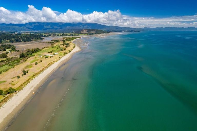 Photo of property in 65a Selwyn Street, Pohara, Takaka, 7183