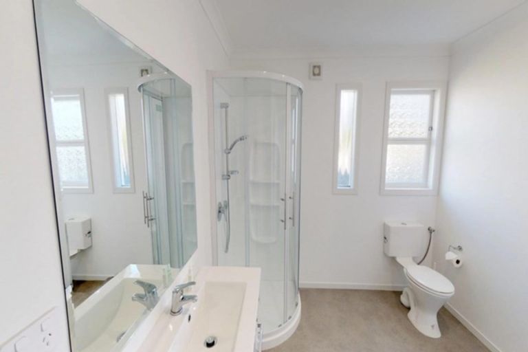 Photo of property in 15 Baden Street, Levin, 5510