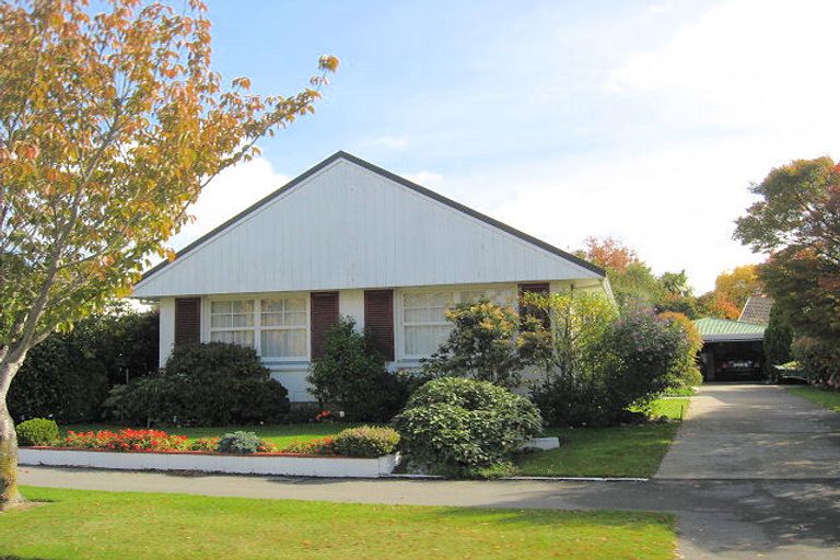 Photo of property in 4 Parkinson Place, Ilam, Christchurch, 8041