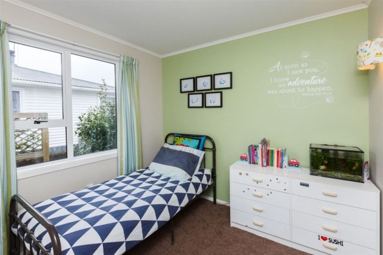 Photo of property in 5 Ilford Place, Awapuni, Palmerston North, 4412