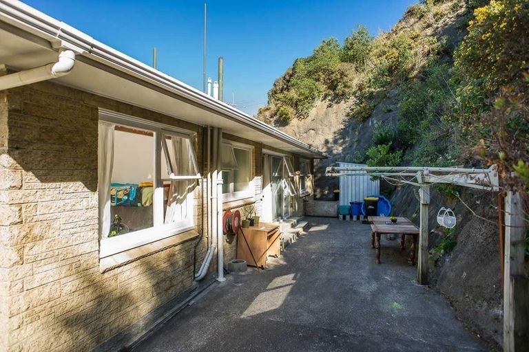 Photo of property in 131 Happy Valley Road, Owhiro Bay, Wellington, 6023