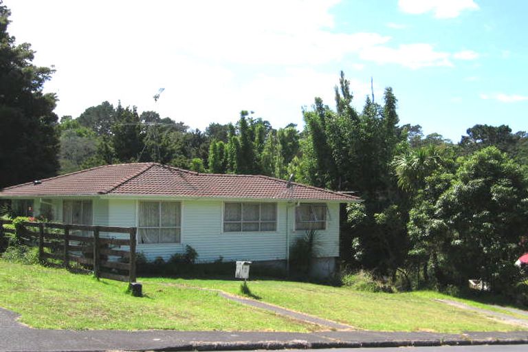 Photo of property in 30 Castleton Street, Birkdale, Auckland, 0626