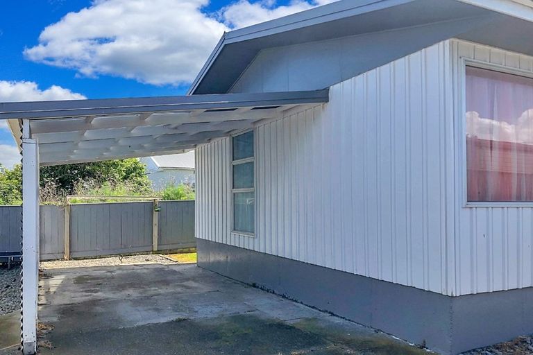 Photo of property in 7 Matai Street, Castlecliff, Whanganui, 4501