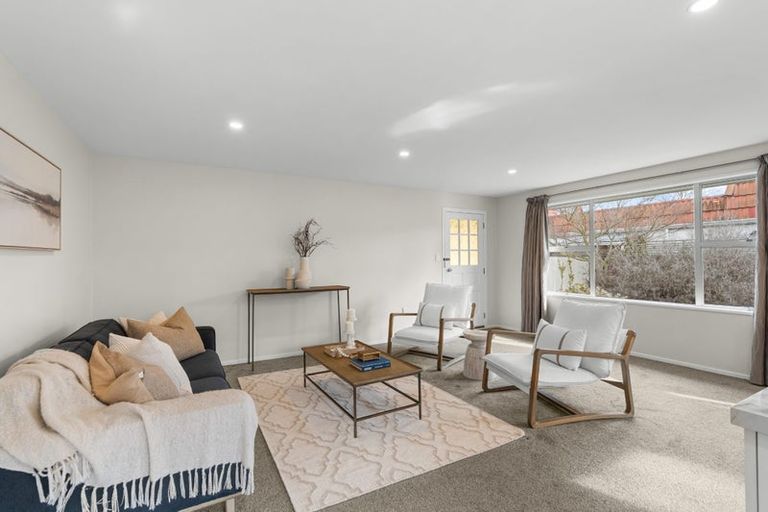 Photo of property in 2/18 Powell Crescent, Ilam, Christchurch, 8041