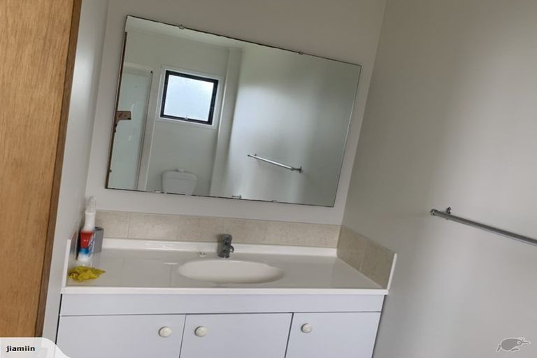 Photo of property in 46 Attwood Road, Paremoremo, Auckland, 0632