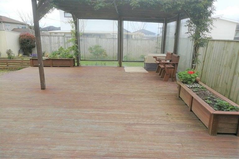 Photo of property in 9 Bottega Close, Flat Bush, Auckland, 2019